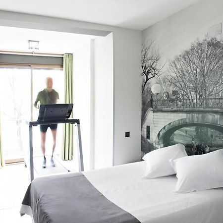 Hospedium Hostal Un Punto Chic Уэска Номер фото